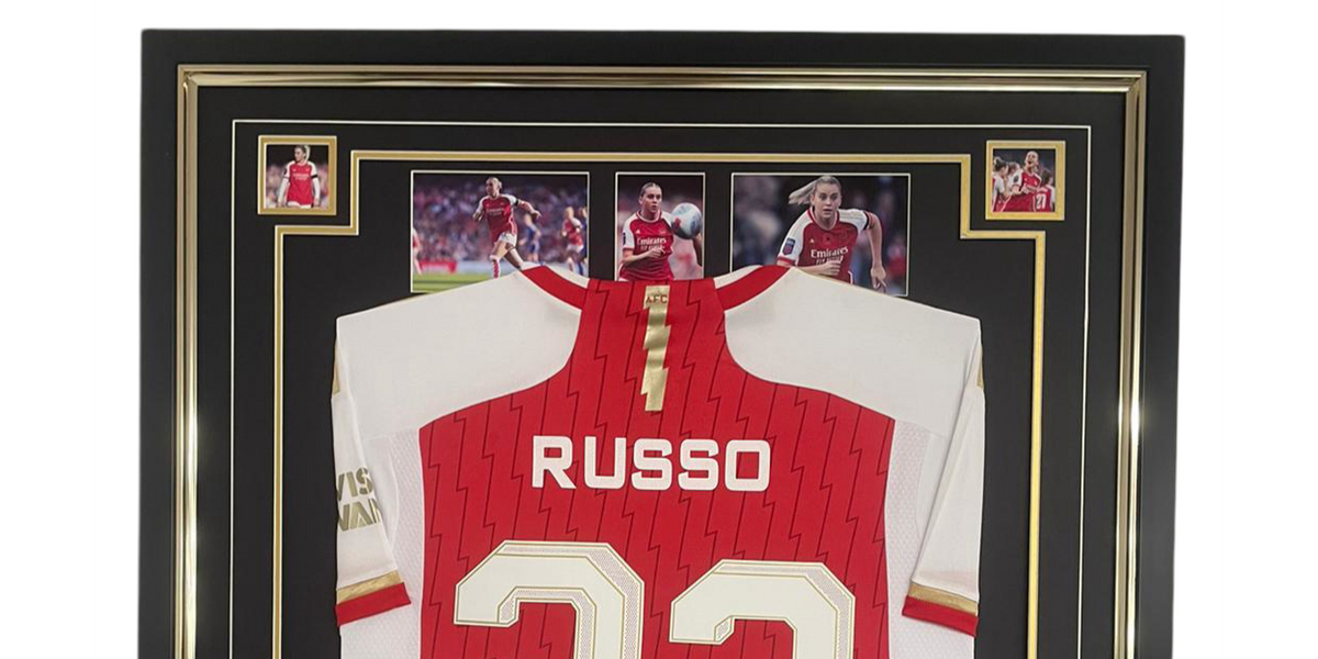 Alessia Russo Signed Shirt. – The Invincibles Store